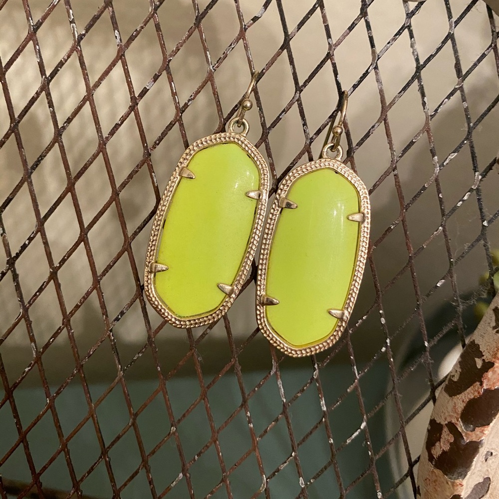 Neon Yellow kendra Scott earrings